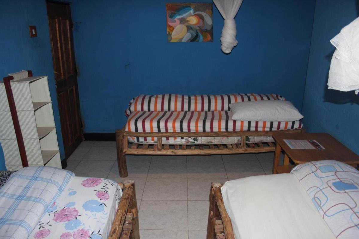 Room In Bb - Amahoro Guest House - Triple Room With Shared Bathroom Ruhengeri Exterior foto