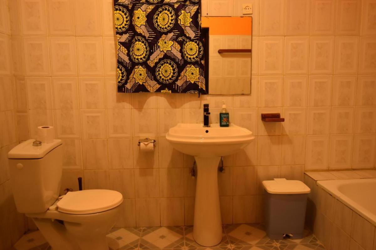 Room In Bb - Amahoro Guest House - Triple Room With Shared Bathroom Ruhengeri Exterior foto